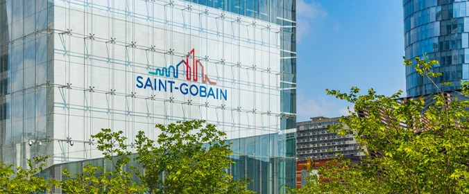 foto da fachada do Grupo Saint Gobain